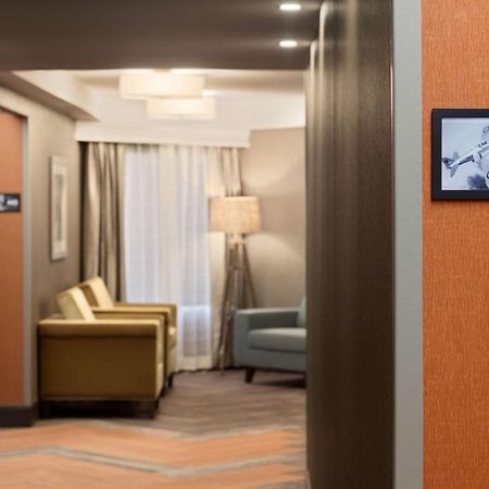 Hampton Inn By Hilton Fort Smith Buitenkant foto