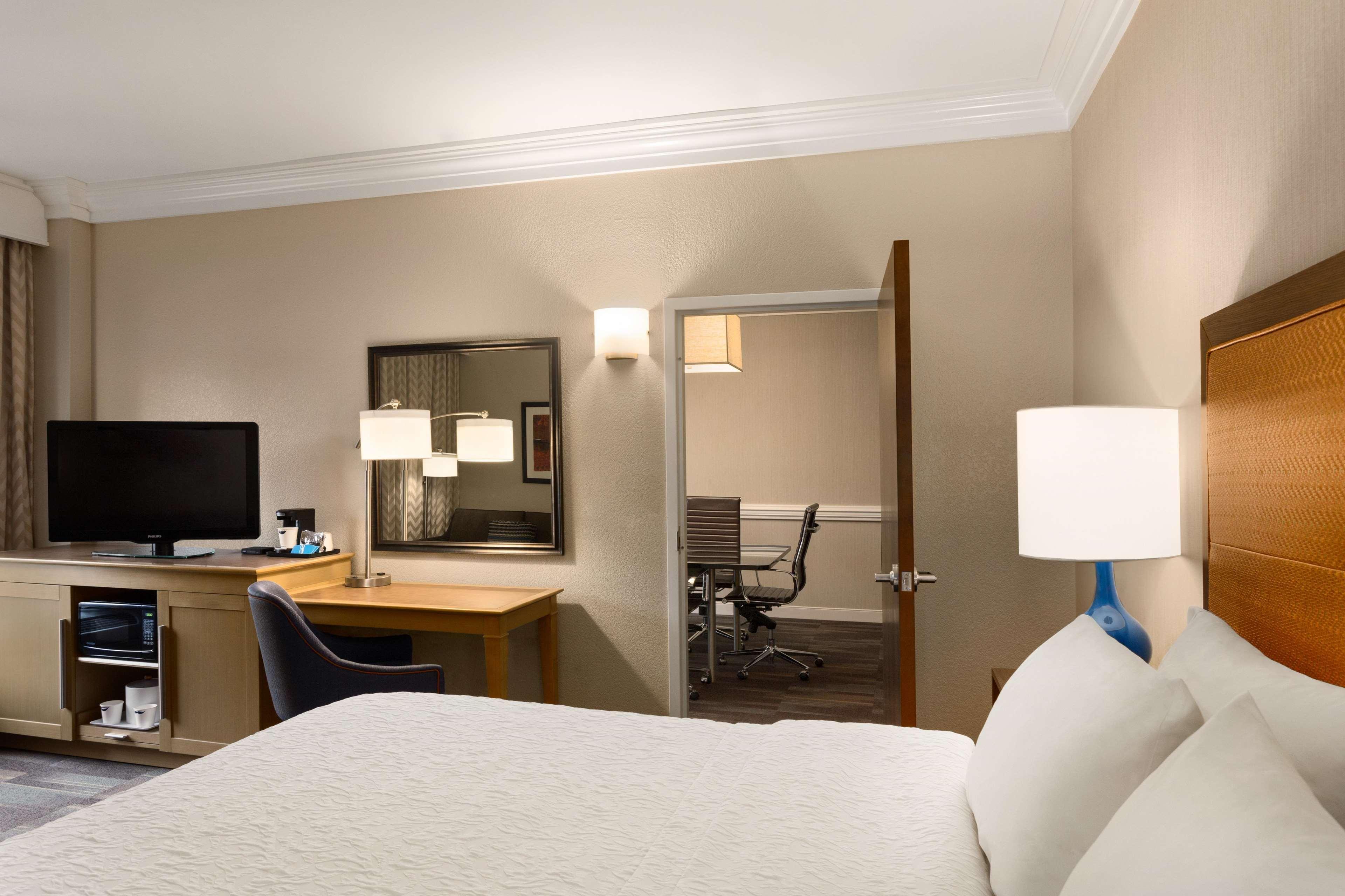 Hampton Inn By Hilton Fort Smith Buitenkant foto