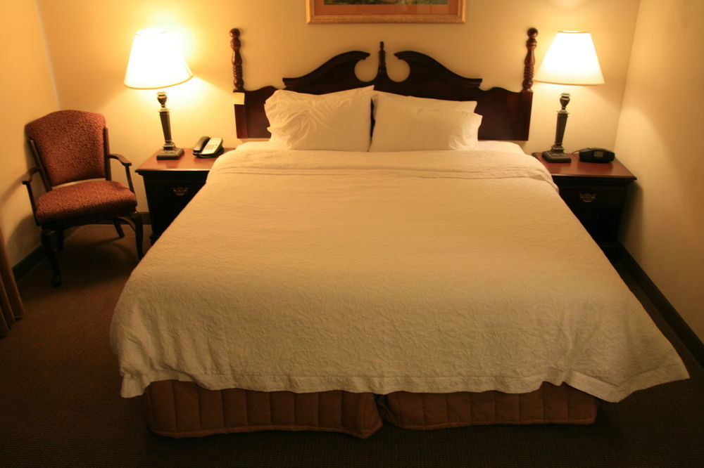 Hampton Inn By Hilton Fort Smith Buitenkant foto
